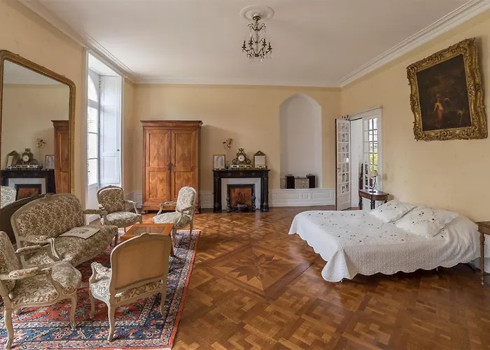 La Maison De Maitre Nyaraló *